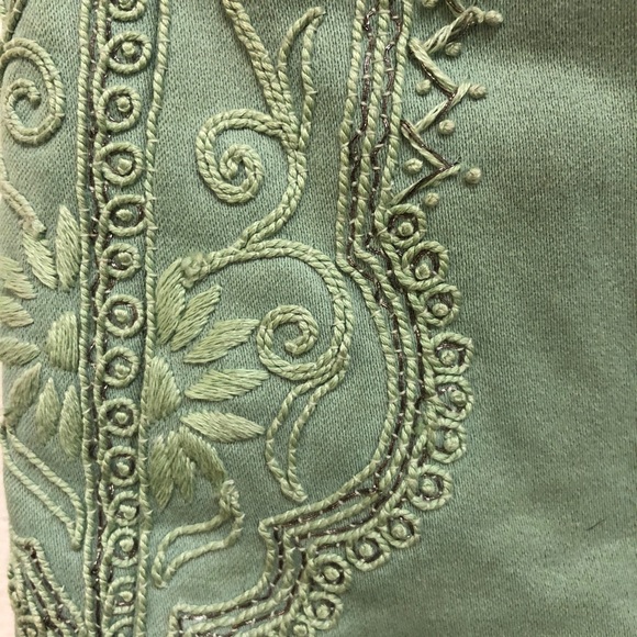 EUC Size 36 (US 2-4) Chloé Green Embroidered Skirt - Picture 4 of 6